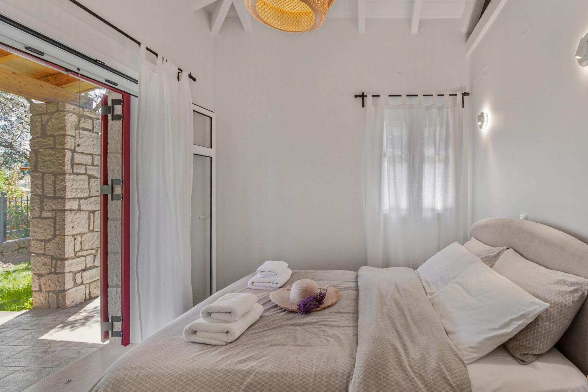 Apanema Mindfulness Resort Lefkada Asprogerakata Zimmer foto