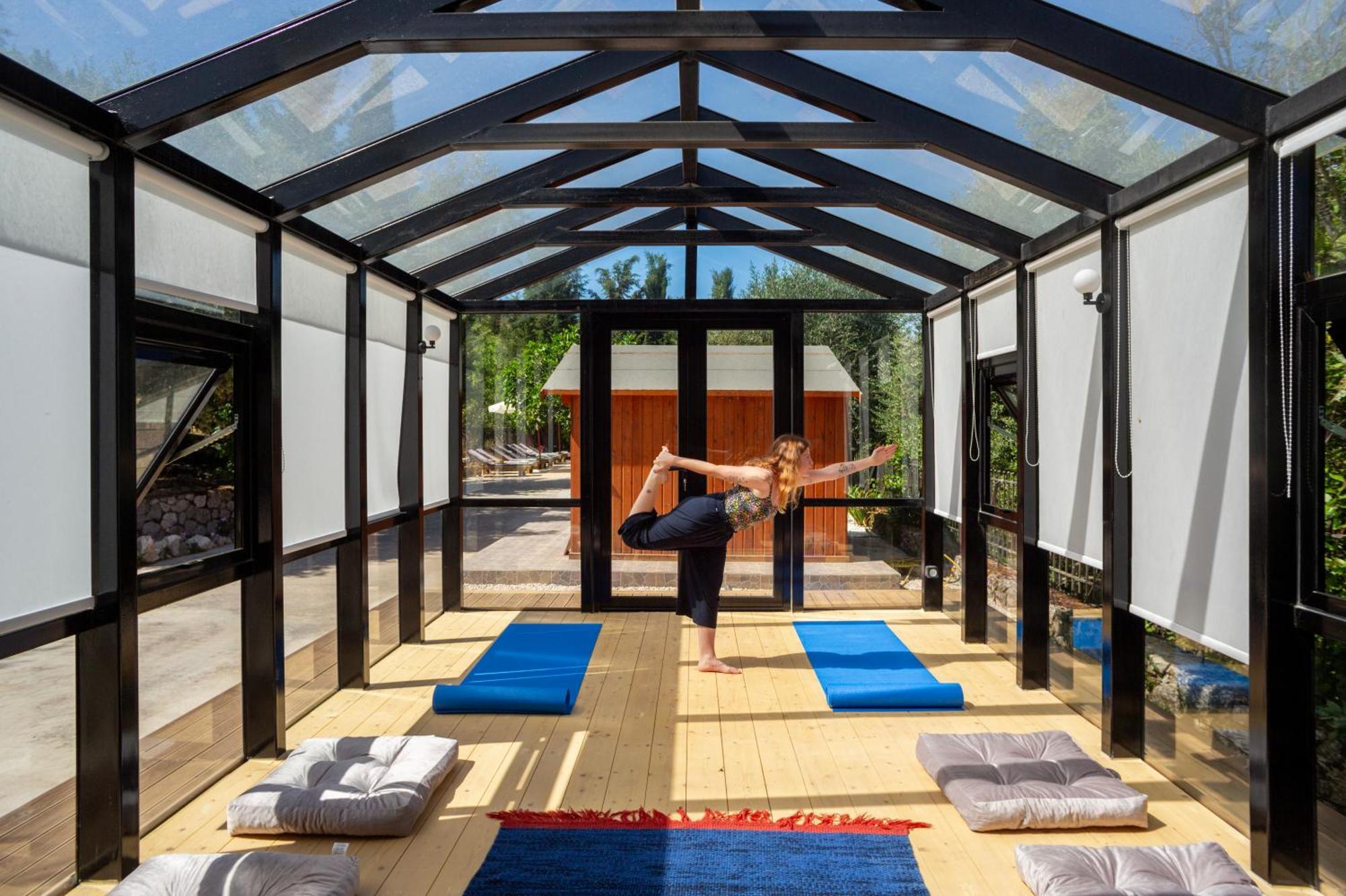 Apanema Mindfulness Resort Lefkada Asprogerakata Exterior foto