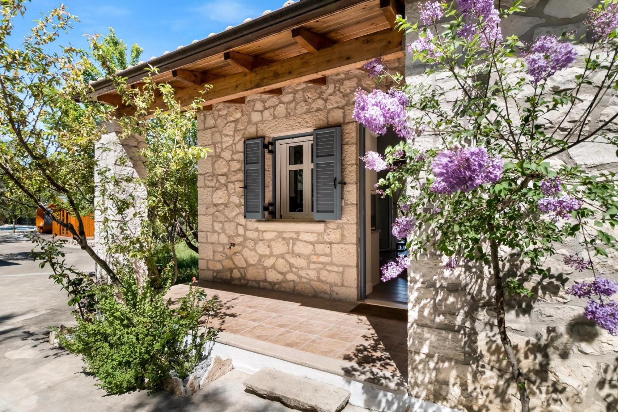 Apanema Mindfulness Resort Lefkada Asprogerakata Exterior foto